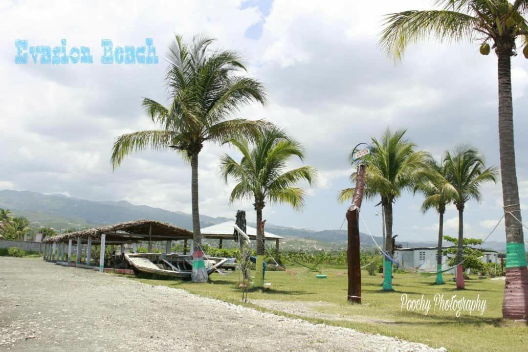 Evasion Beach Hotel Gressier Luaran gambar